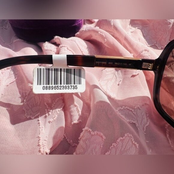 NWT Authentic Gucci Sunglasses - Picture 5 of 7